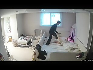 [IPCAM K022][2021 한국야동] IPCam Korean 카메라 야동 211013 Hot Korean Wife Fucked While Playing Tower Of God Mobile Game On The Bed With IPCAM