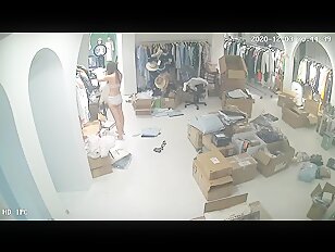 [IPCAM 2024] Real Public Voyeur Changing Room Live CAM Porn Leaked February Month 01.02.2024 - 30.02 (135)