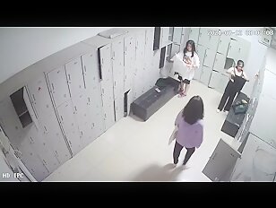 [IPCAM 2023] Real Public Voyeur Changing Room Live CAM Porn Leaked May Month 01.05.2023 - 30.05 (51)