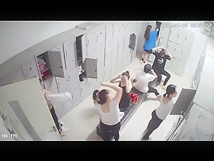 [IPCAM 2022] Real Public Voyeur Changing Room Live CAM Porn Leaked July Month 01.07.2022 - 30.07 (45)