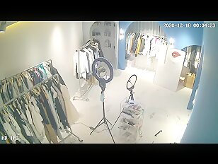 [IPCAM 2023] Real Public Voyeur Changing Room Live CAM Porn Leaked November Month 01.11.2023 - 30.11 (102)