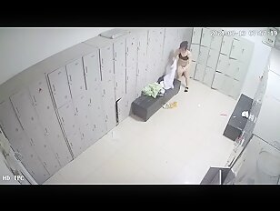 [IPCAM 2024] Real Public Voyeur Changing Room Live CAM Porn Leaked February Month 01.02.2024 - 30.02 (258)