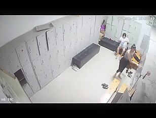 [IPCAM 2023] Real Public Voyeur Changing Room Live CAM Porn Leaked May Month 01.05.2023 - 30.05 (55)