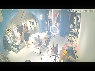 [IPCAM 2023] Real Public Voyeur Changing Room Live CAM Porn Leaked November Month 01.11.2023 - 30.11 (57)