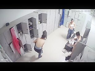 [IPCAM 2024] Real Public Voyeur Changing Room Live CAM Porn Leaked February Month 01.02.2024 - 30.02 (50)