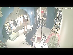 [IPCAM 2022] Real Public Voyeur Changing Room Live CAM Porn Leaked January Month 01.01.2022 - 30.101 (71)