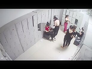 [IPCAM 2022] Real Public Voyeur Changing Room Live CAM Porn Leaked April Month 01.04.2022 - 30.04 (23)