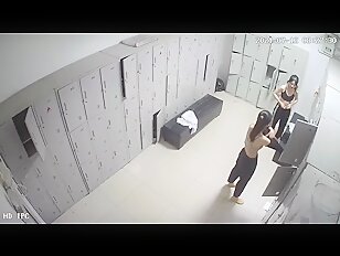 [IPCAM 2023] Real Public Voyeur Changing Room Live CAM Porn Leaked September Month 01.09.2023 - 30.09 (70)