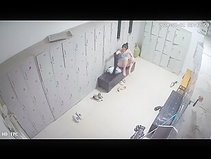 [IPCAM 2022] Real Public Voyeur Changing Room Live CAM Porn Leaked May Month 01.05.2022 - 30.05 (52)