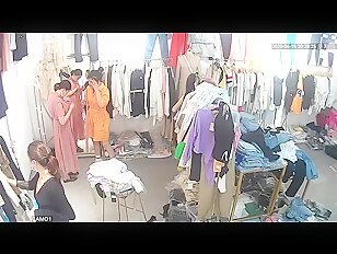 [IPCAM 2022] Real Public Voyeur Changing Room Live CAM Porn Leaked November Month 01.11.2022 - 30.11 (25)