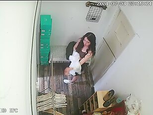 [IPCAM 2023] Real Public Voyeur Changing Room Live CAM Porn Leaked May Month 01.05.2023 - 30.05 (58)