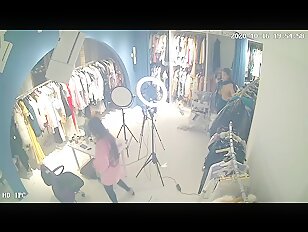 [IPCAM 2022] Real Public Voyeur Changing Room Live CAM Porn Leaked August Month 01.08.2022 - 30.08 (73)