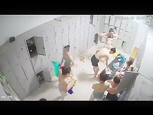 [IPCAM 2024] Real Public Voyeur Changing Room Live CAM Porn Leaked January Month 01.01.2024 - 30.01 (61)