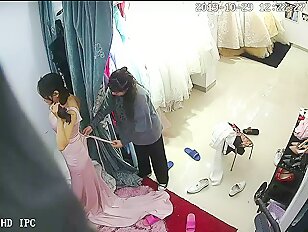 [IPCAM 2022] Real Public Voyeur Changing Room Live CAM Porn Leaked December Month 01.12.2022 - 30.12 (10)