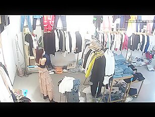 [IPCAM 2022] Real Public Voyeur Changing Room Live CAM Porn Leaked May Month 01.05.2022 - 30.05 (99)