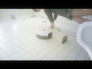 [IPCAM 2022] Real Public Voyeur Changing Room Live CAM Porn Leaked January Month 01.01.2022 - 30.101 (129)