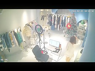 [IPCAM 2023] Real Public Voyeur Changing Room Live CAM Porn Leaked September Month 01.09.2023 - 30.09 (80)