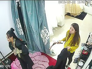 [IPCAM 2022] Real Public Voyeur Changing Room Live CAM Porn Leaked April Month 01.04.2022 - 30.04 (20)