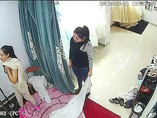 [IPCAM 2024] Real Public Voyeur Changing Room Live CAM Porn Leaked February Month 01.02.2024 - 30.02 (328)