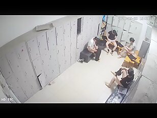 [IPCAM 2022] Real Public Voyeur Changing Room Live CAM Porn Leaked December Month 01.12.2022 - 30.12 (66)