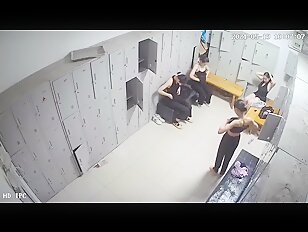 [IPCAM 2023] Real Public Voyeur Changing Room Live CAM Porn Leaked May Month 01.05.2023 - 30.05 (1)