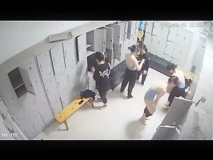 [IPCAM 2022] Real Public Voyeur Changing Room Live CAM Porn Leaked May Month 01.05.2022 - 30.05 (86)