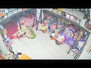 [IPCAM 2023] Real Public Voyeur Changing Room Live CAM Porn Leaked June Month 01.06.2023 - 30.06 (62)