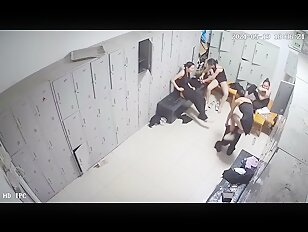 [IPCAM 2022] Real Public Voyeur Changing Room Live CAM Porn Leaked November Month 01.11.2022 - 30.11 (34)