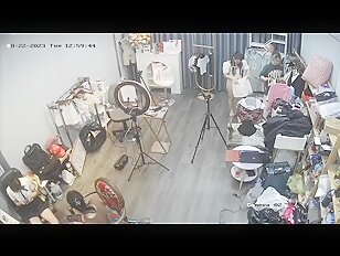 [IPCAM 2023] Real Public Voyeur Changing Room Live CAM Porn Leaked May Month 01.05.2023 - 30.05 (93)