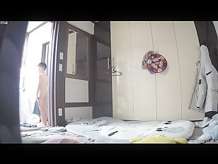 [IPCAM K288][2024 한국야동] IPCam Korean 카메라 야동 240111 RealLife House Voyeur Cam TV Leaked Cute Korean Housewife Woman Naked Bedroom (19)