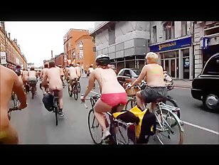 Public Voyeur Porn Big Busty Curvy Milf Race Nude Challenge 19-02-2024