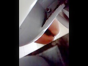 Pretty Korean Milf Public Toilet Hidden Cam Voyeur Hacked 24-02-2024  (1)