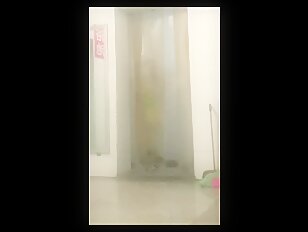 Public Shower Changing Room Hidden Cam Voyeur Leaked 17-05-2024 (3)