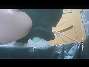 ASIAN GIRLS TOILET HIDDEN CAM VOYEUR LEAKED 01-08-2024 (6)