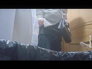 ASIAN GIRLS SEXY ASS TOILET HIDDEN CAM VOYEUR LEAKED 02-08-2024 (12)